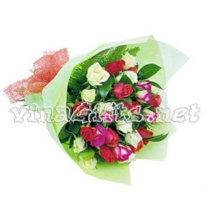 Picture of VNG-OT-9001_24 mixed roses bouquet.