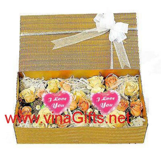 Picture of VNG-RO-ValentineFlowerBox