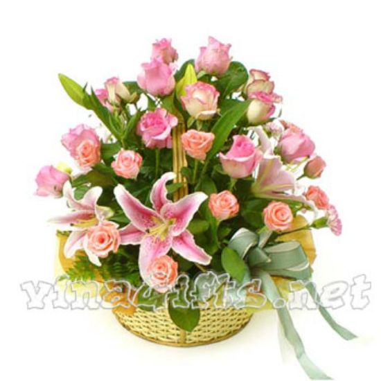 Picture of VNG-RO-PinkLilyRoses120109