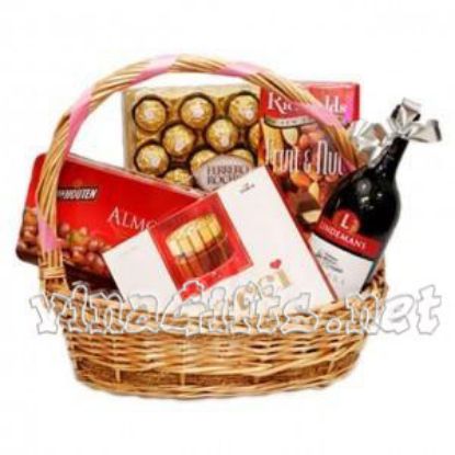 Picture of VNG-CG-ChristmasGiftBaskets091206